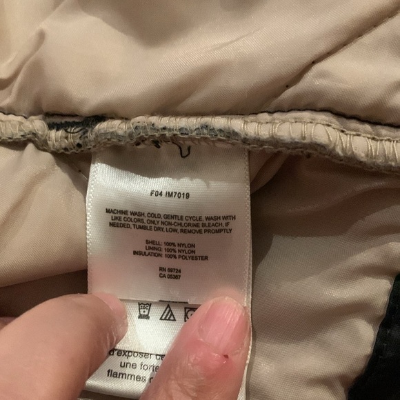 Gently Loved Quilted Jacket by Sorel - Picture 10 of 12